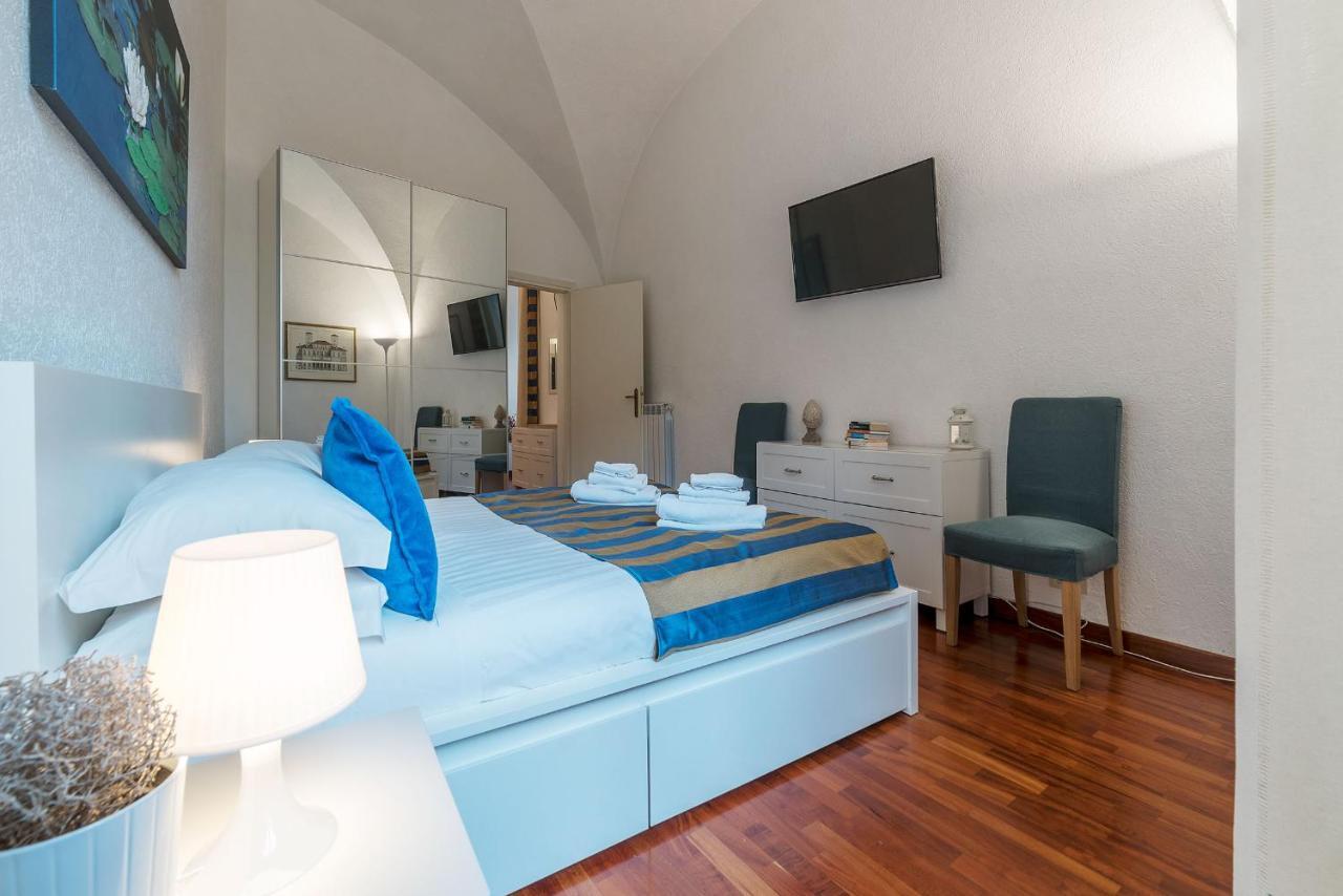 Cs Piazza Venezia Apartment Рим Екстериор снимка